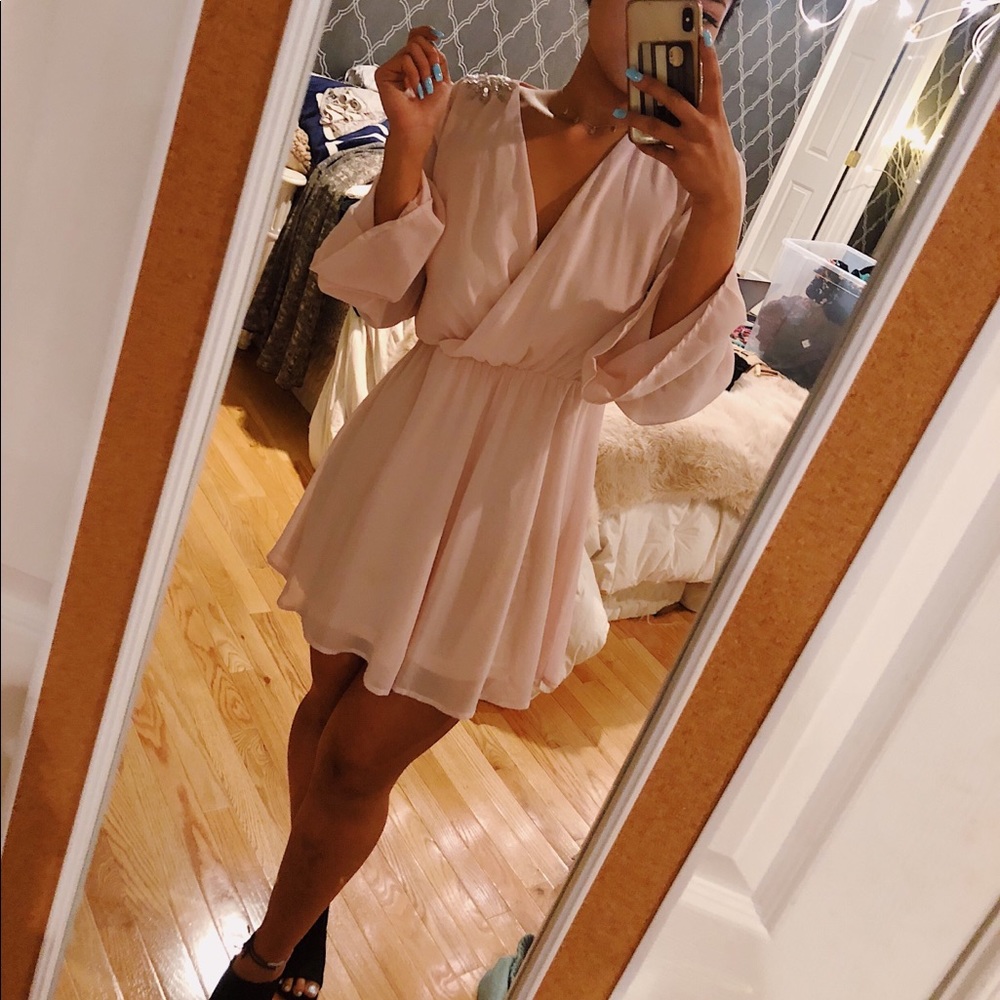 Lulu’s | Pink long sleeve flowy dress